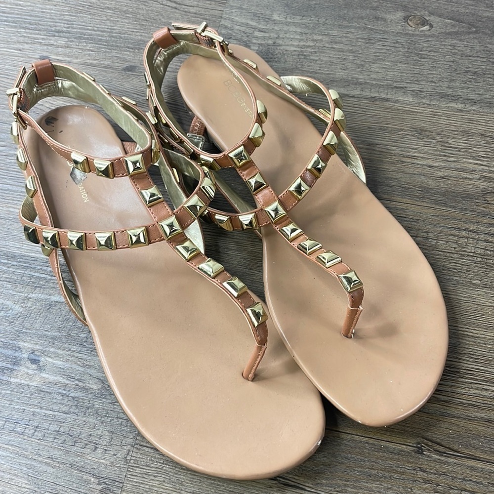 BCBGeneration Women’s Tan Gladiator Sandals with Gold Studs, size 8.5
